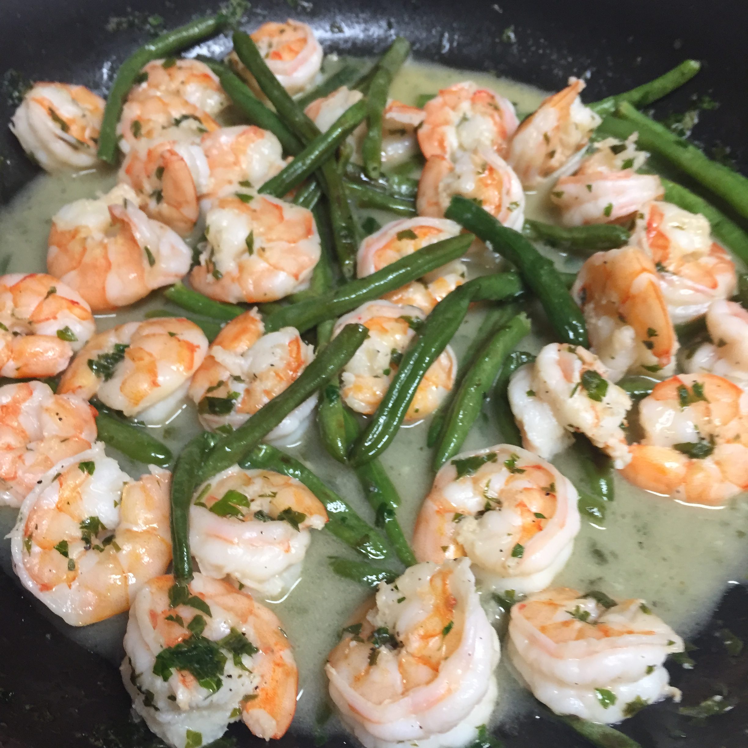 Low FODMAP Shrimp Scampi - Katelyn Wilson, RD